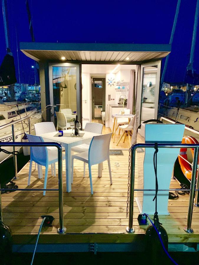 מלון אלגהרו Houseboat Seabreeze מראה חיצוני תמונה