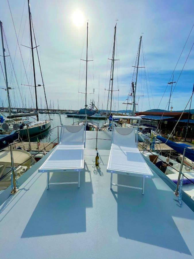 מלון אלגהרו Houseboat Seabreeze מראה חיצוני תמונה