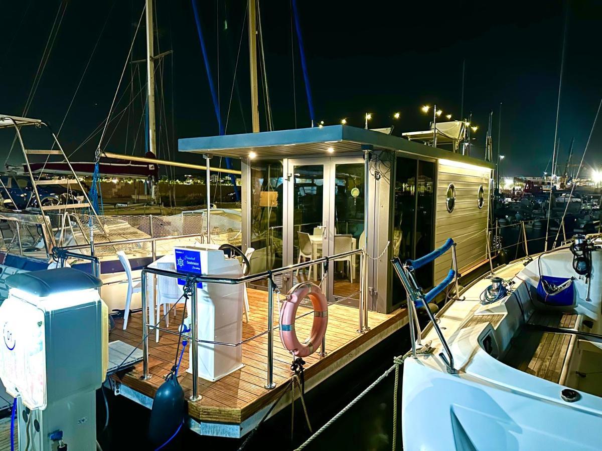 מלון אלגהרו Houseboat Seabreeze מראה חיצוני תמונה