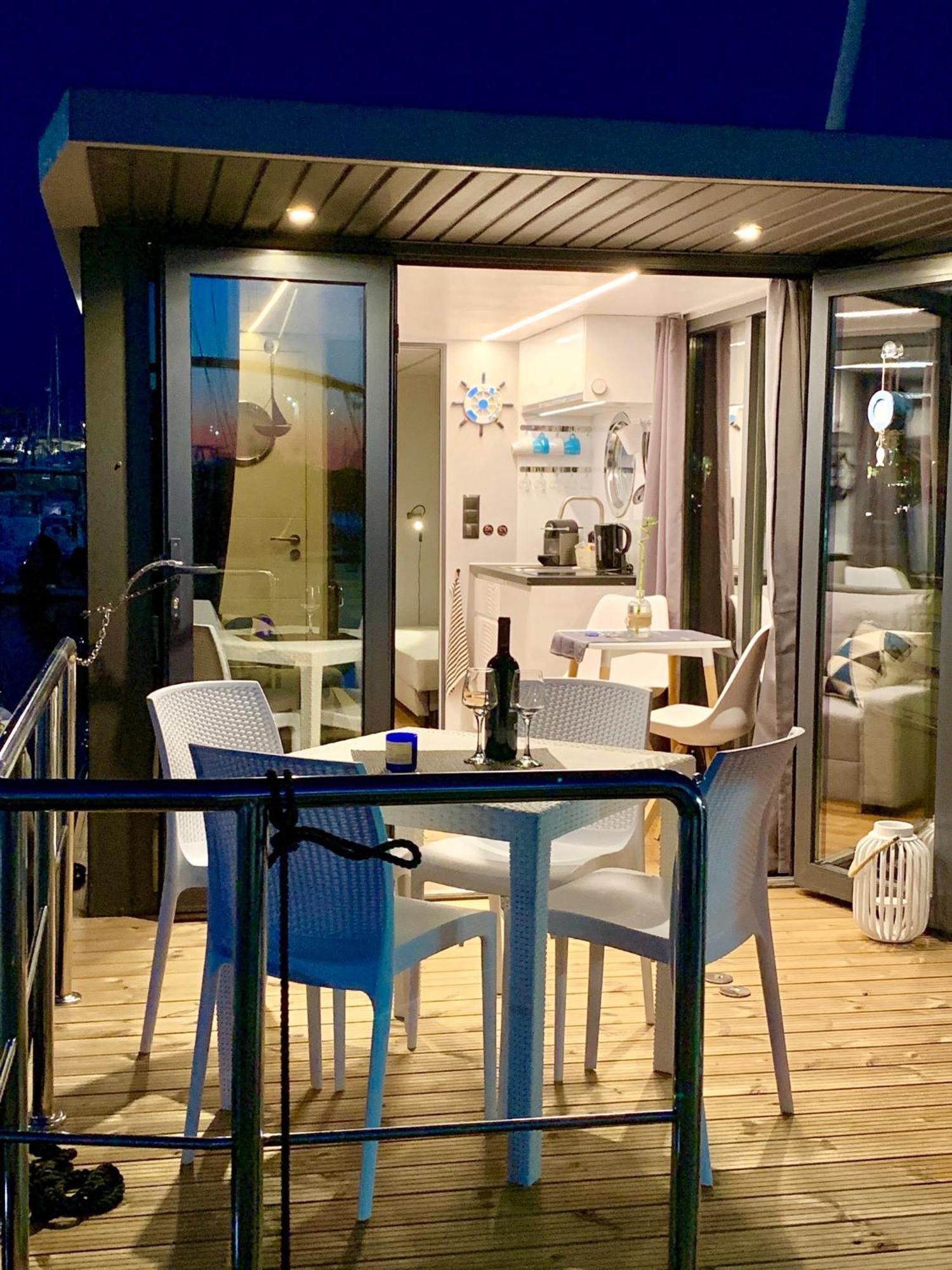 מלון אלגהרו Houseboat Seabreeze מראה חיצוני תמונה