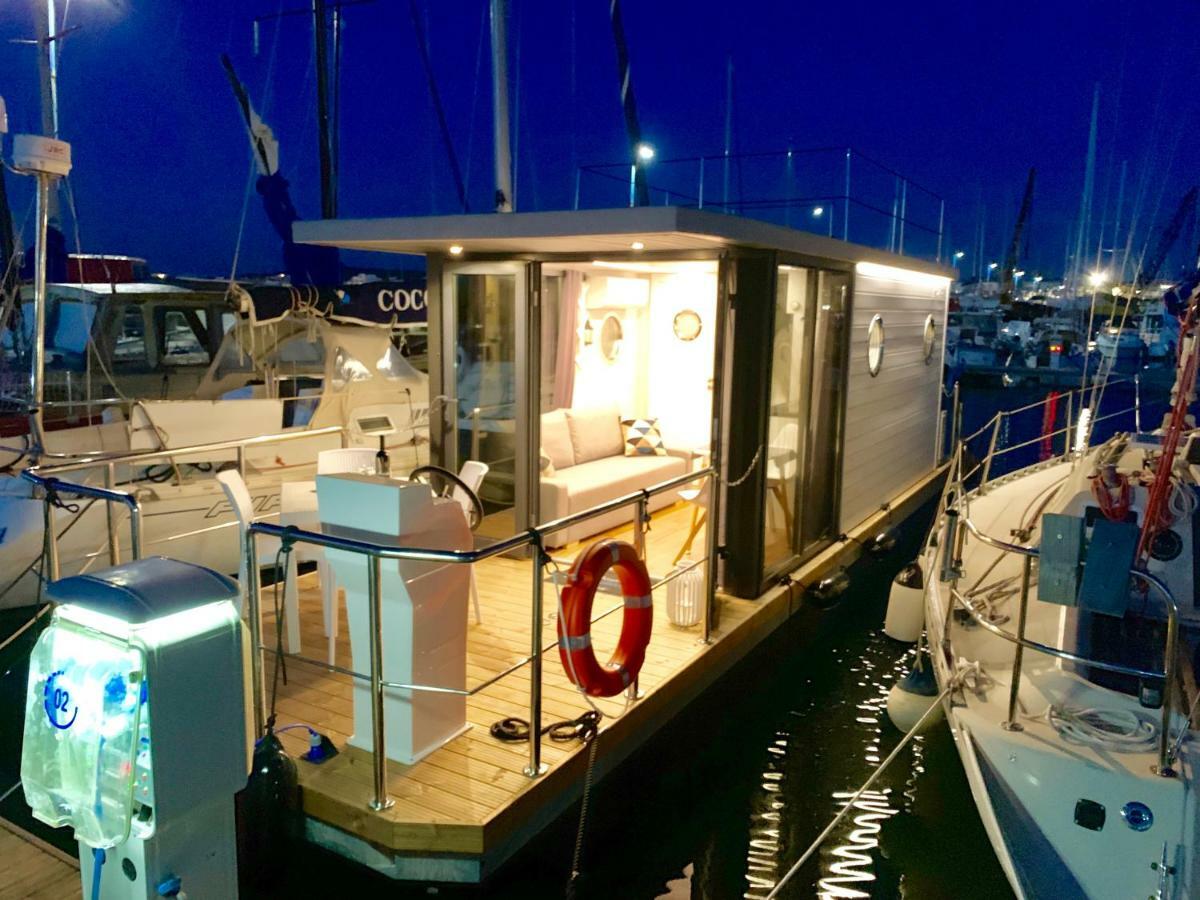 מלון אלגהרו Houseboat Seabreeze מראה חיצוני תמונה